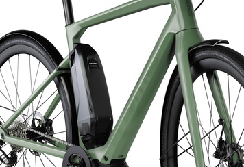 BMC_Product_Page_In_Detail_Detail_Alpenchallenge_AMP_City_Detail1_Carb_Frame