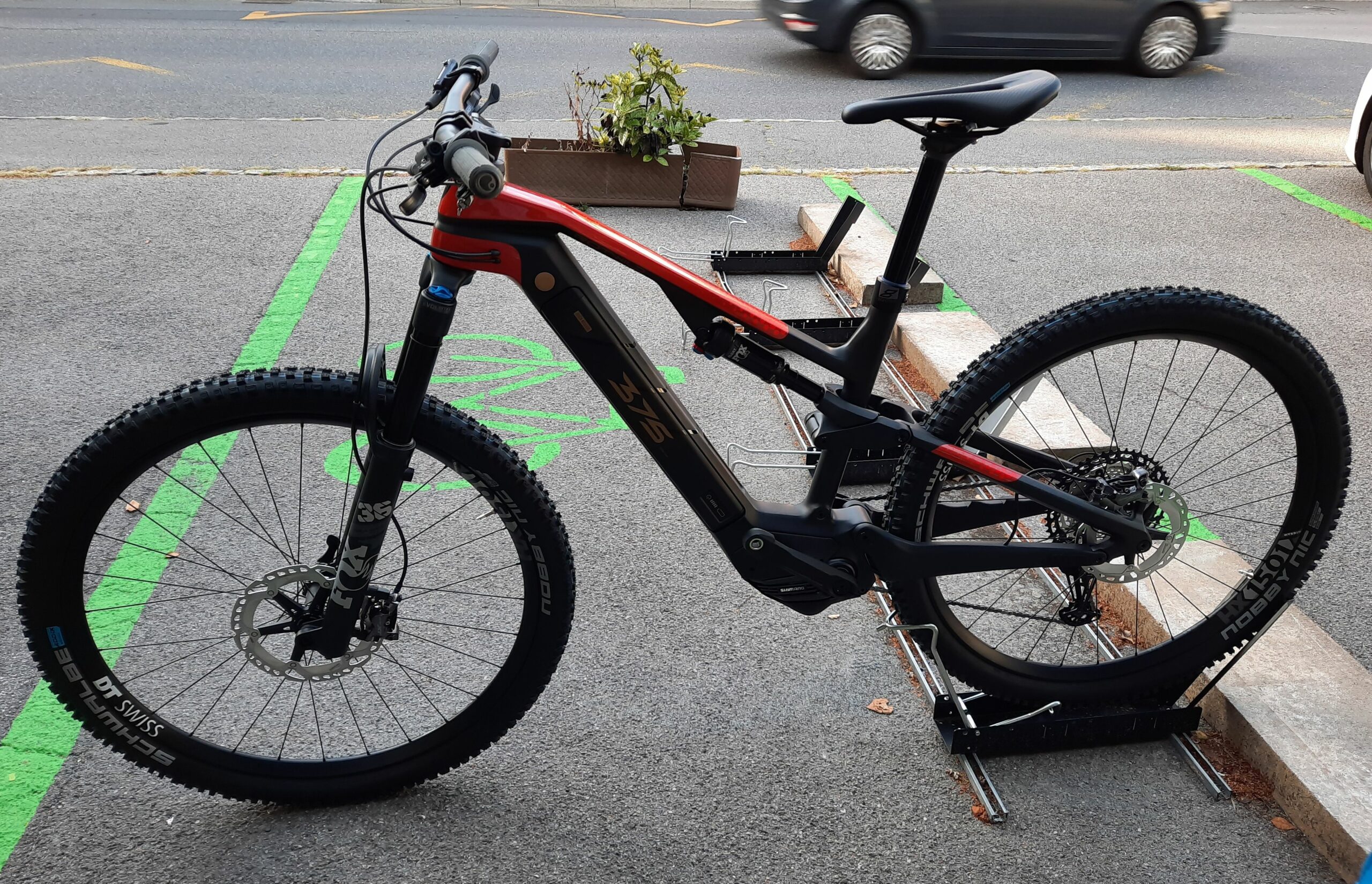 Nouveaux Rotwild R.E375 et R.X375 TANDEM Lausanne et Riviera. Votre specialiste 100 velo electrique