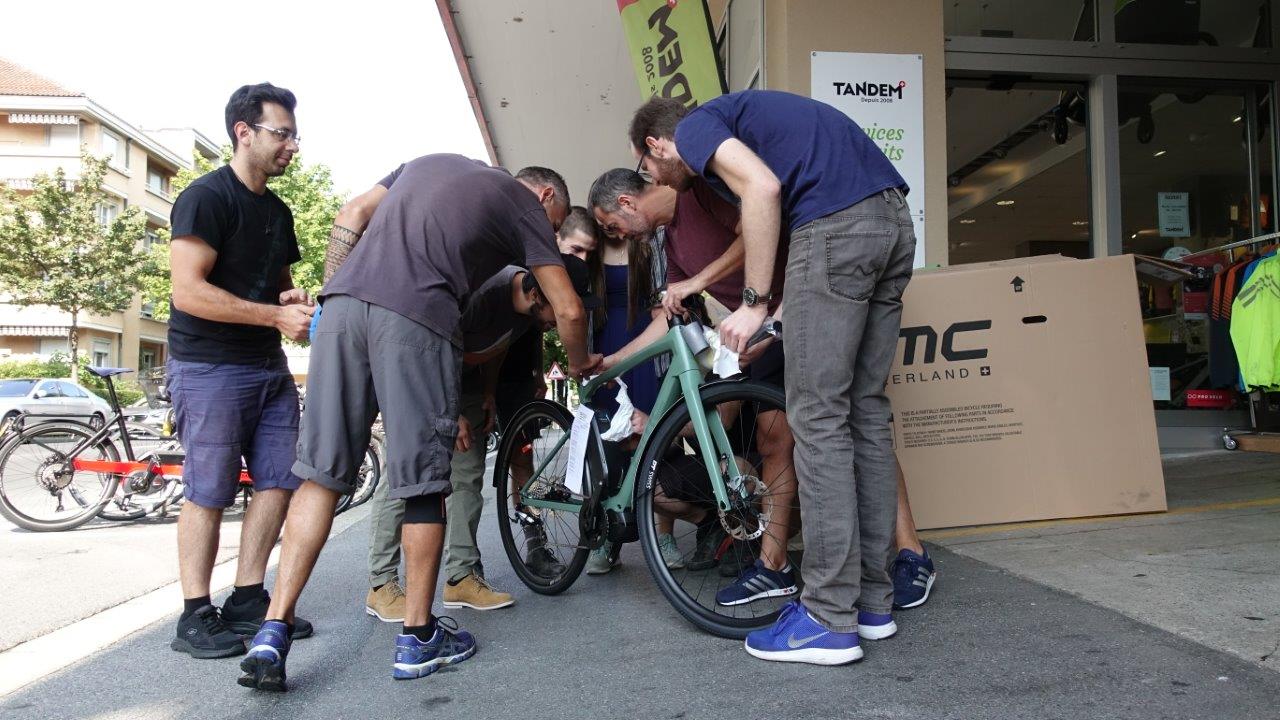 Les premiers BMC Alpenchallenge AMP électriques sont arrivés ...