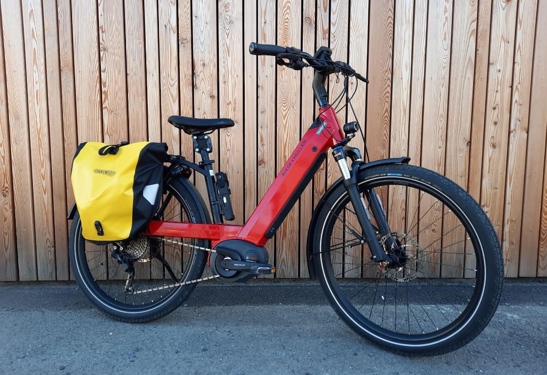 Sacoche pour porte-bagages avant - Riese & Müller - TANDEM Lausanne et  Riviera. Votre spécialiste 100% vélo électrique.