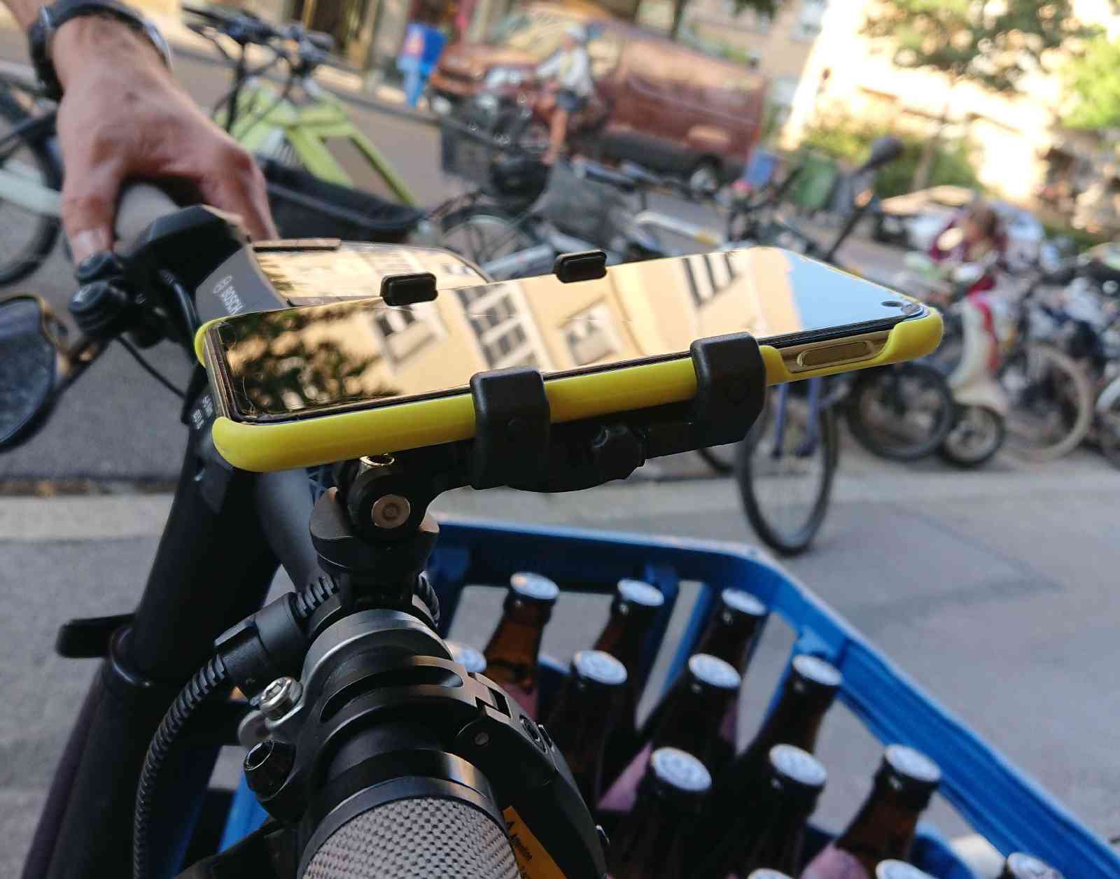 Handycover Bike Bundle II Universal Phone Clamp