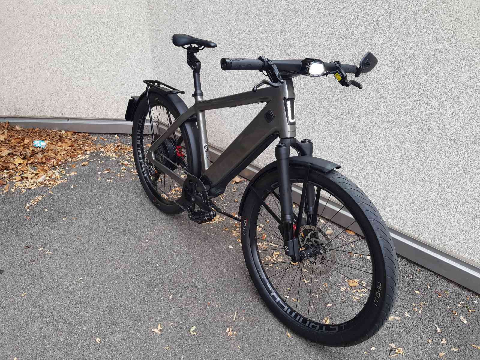 ST5 ABS tige de selle suspendue et fourche avant (ex-location)
