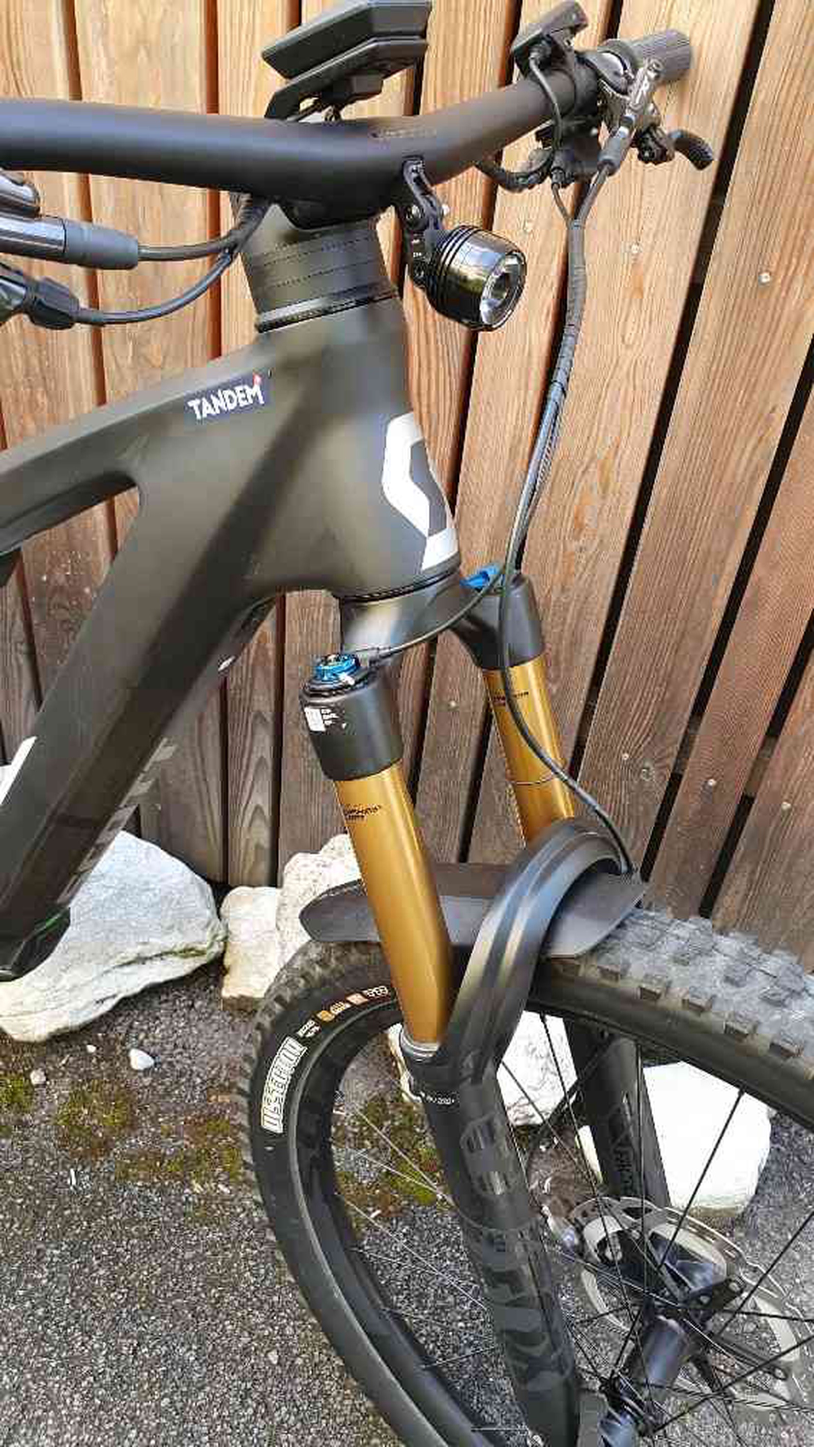 Patron eRIDE 900 Tuned (occasion) avec phare Supernova