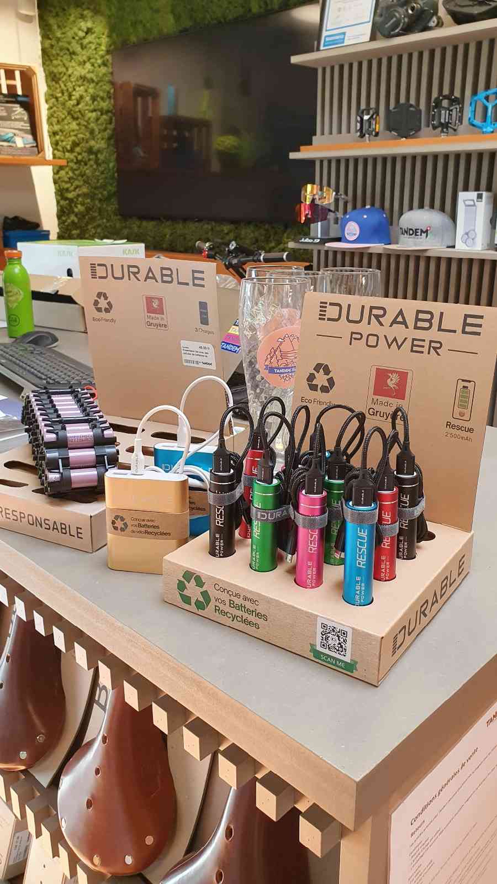Rescue - Mini powerbank fait avec des cellules de batteries de vélos électriques