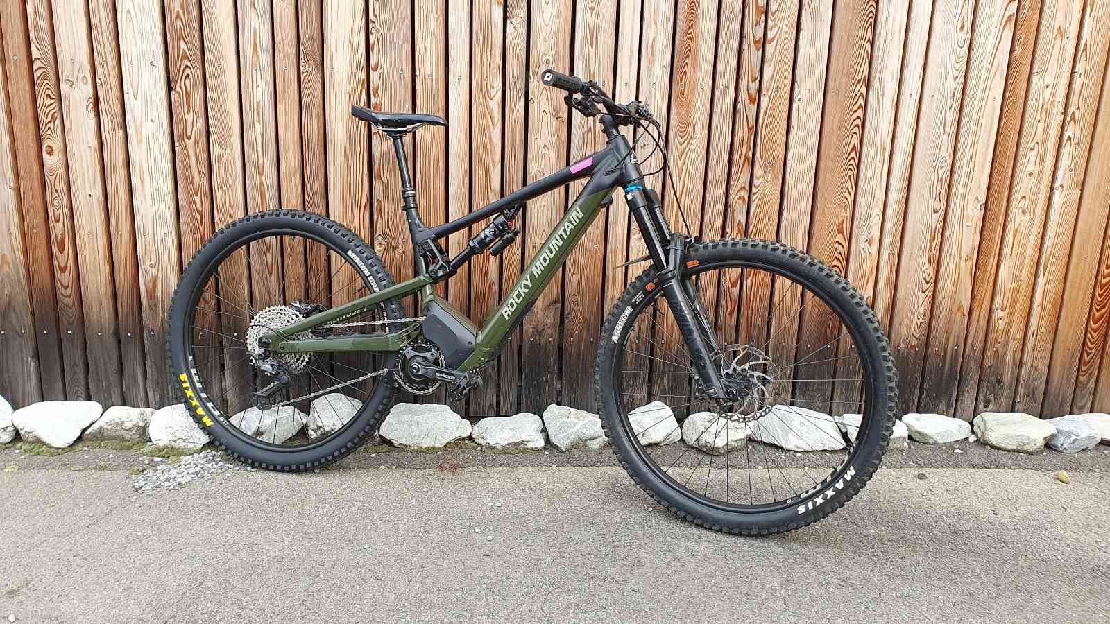 Altitude Powerplay A70 ex location Vtt Velo electrique