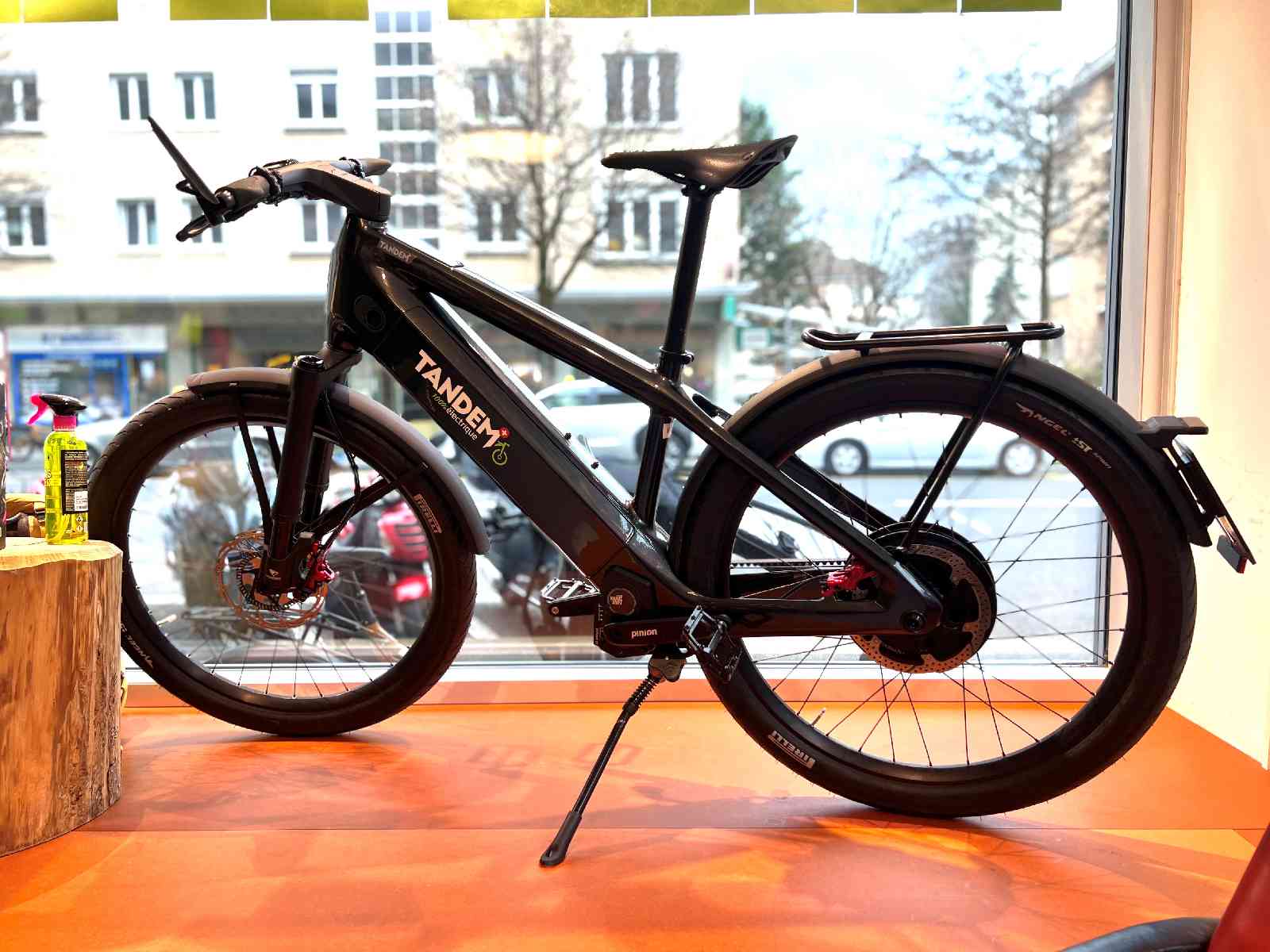 ST7 1440wh fourche occasion Urbains Velo electrique TANDEM Lausanne et Riviera. Votre specialiste 100 velo electrique