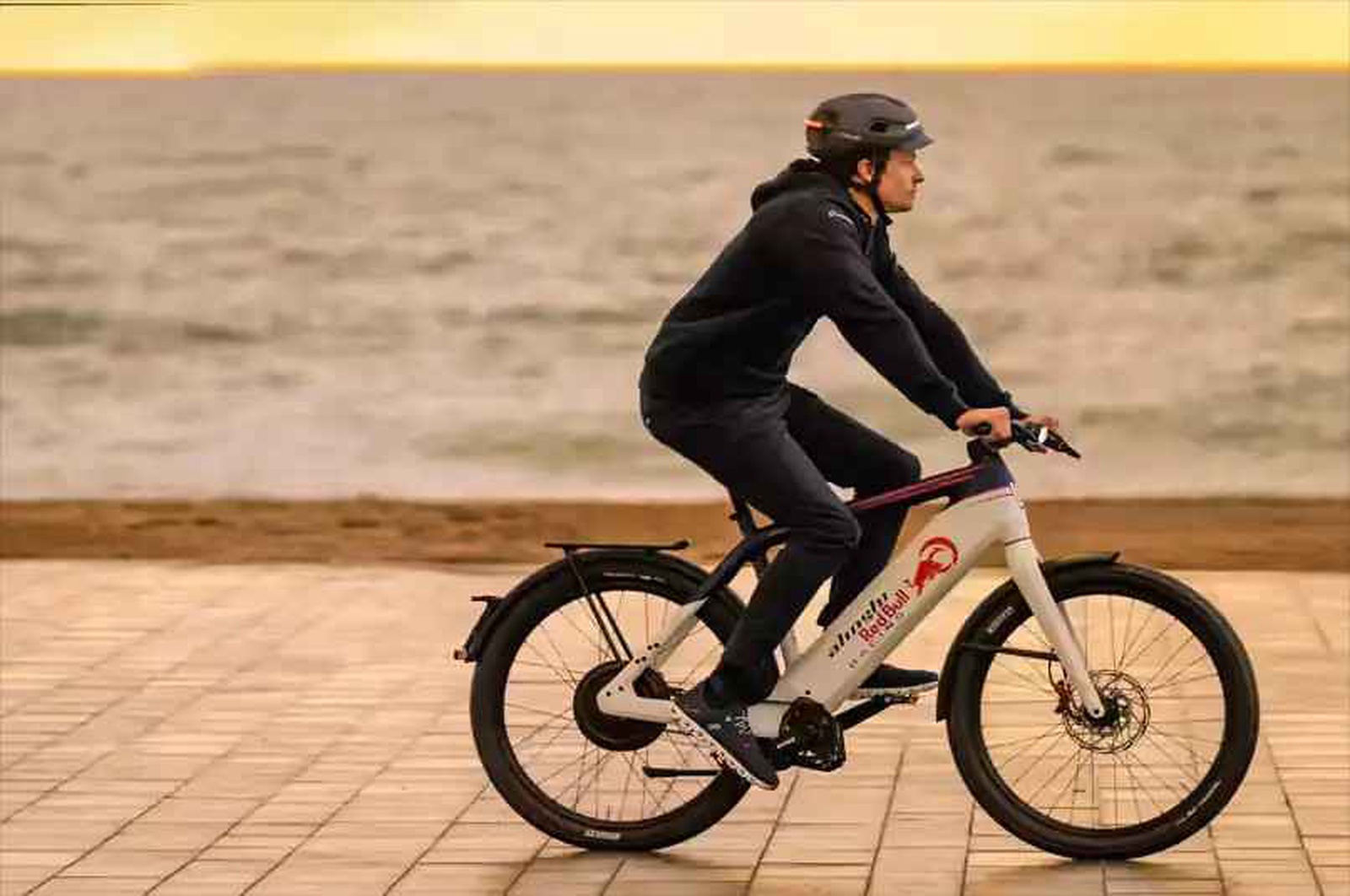 ST7 1440Wh Alinghi AR24