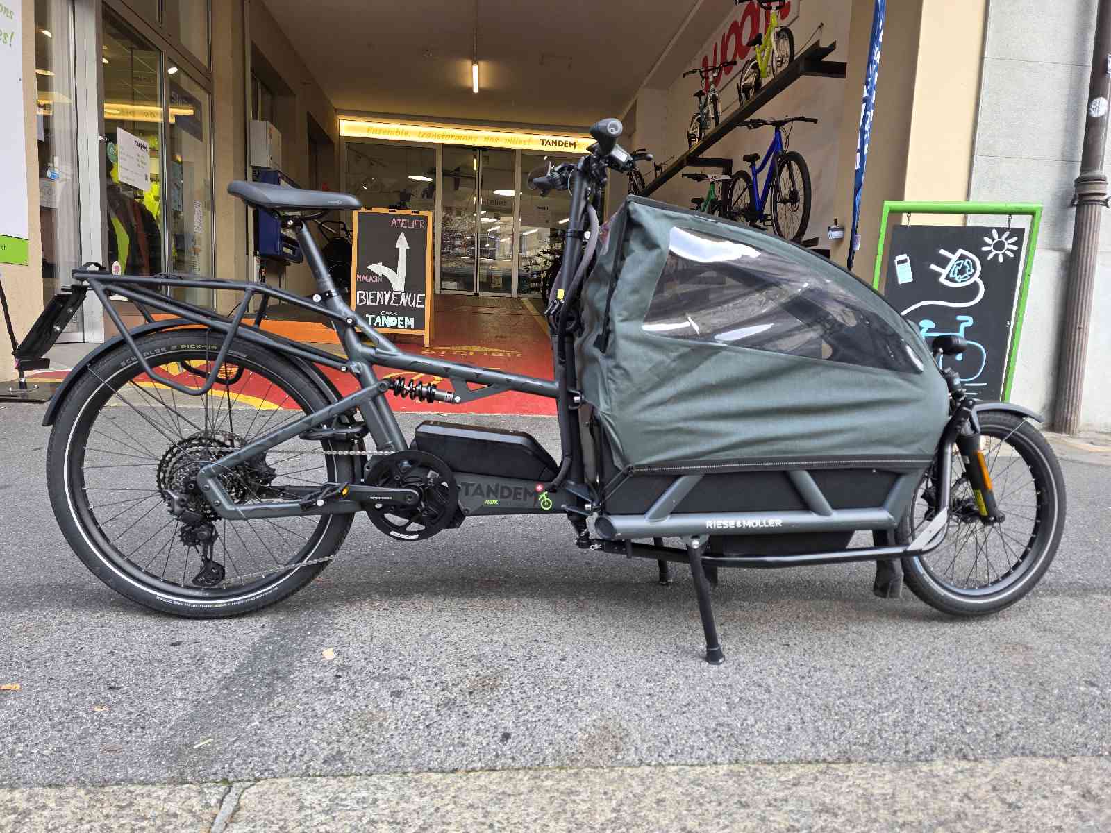 Load4 60 touring HS 725 kiox 300 (ex-location)