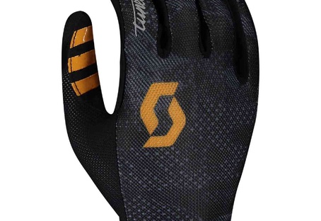 Glove Traction Tuned LF