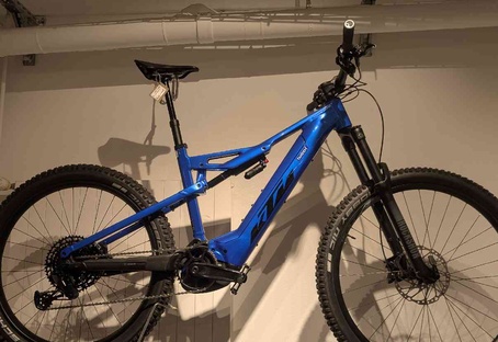 MACINA KAPOHO 7973 (ex-location)